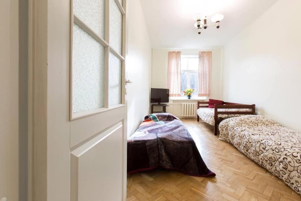 Bright Apartment Near Bus Statioon Tallinn Eksteriør billede